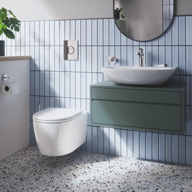 ensemble wc suspendu comprenant abattant et couvercle